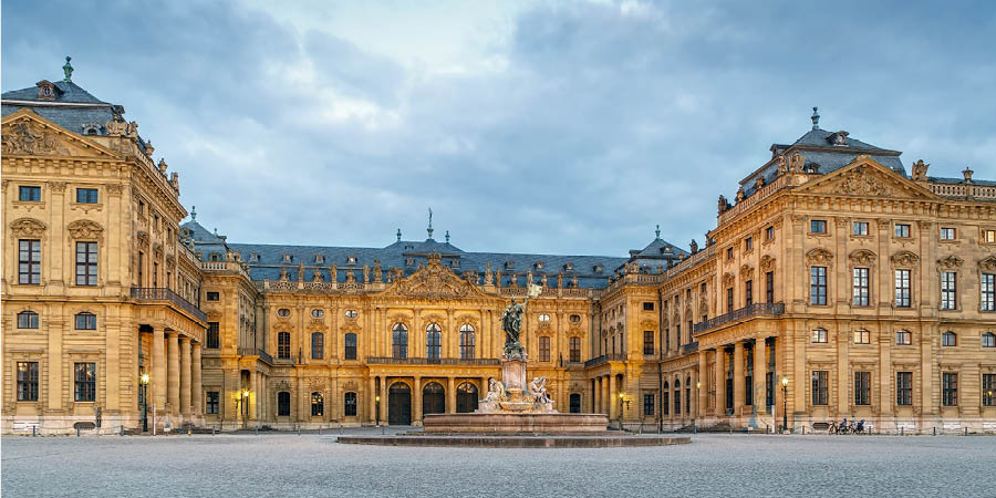 Tasting renowned wines